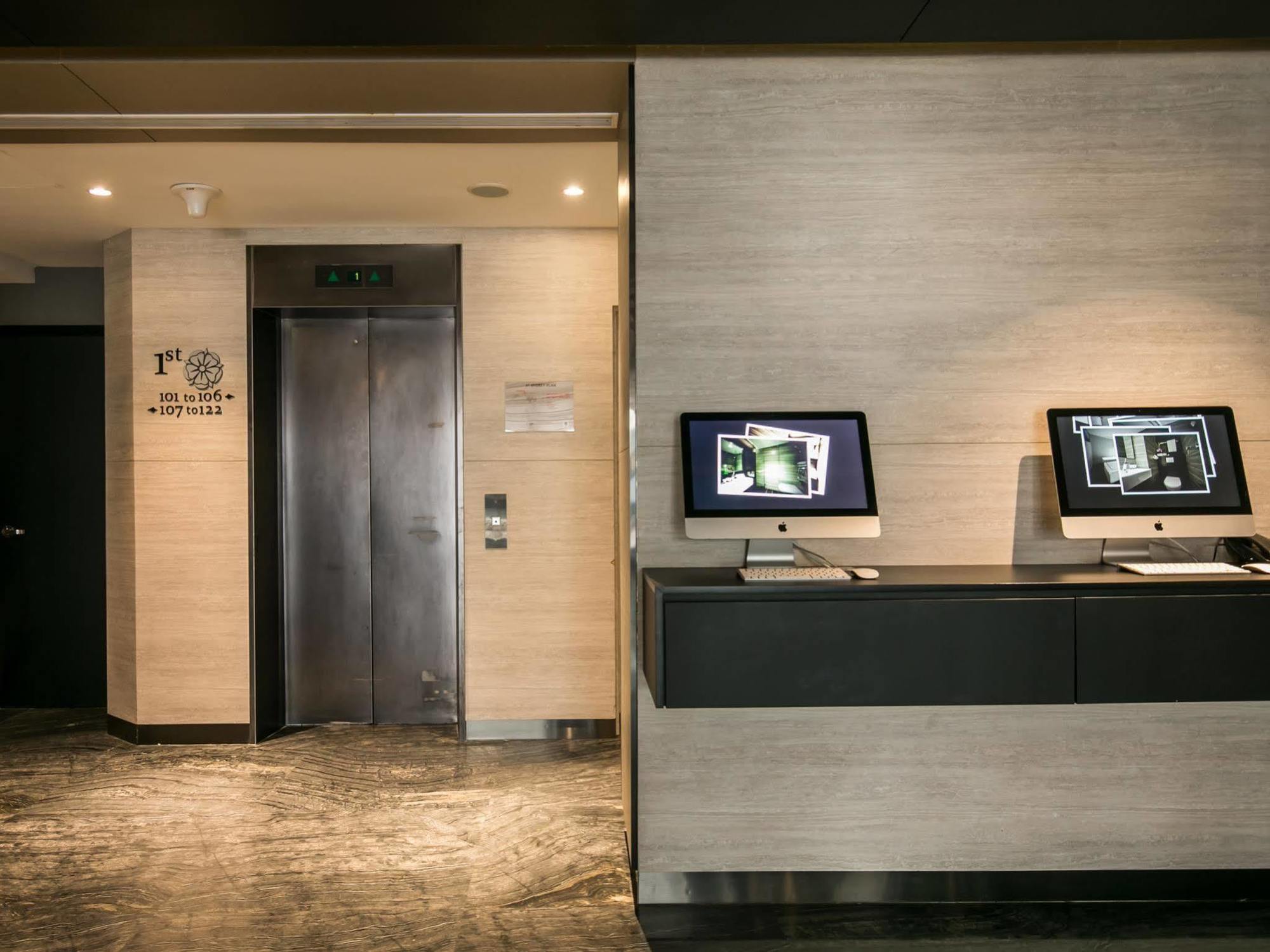 Venue The Lily 3* Singapur